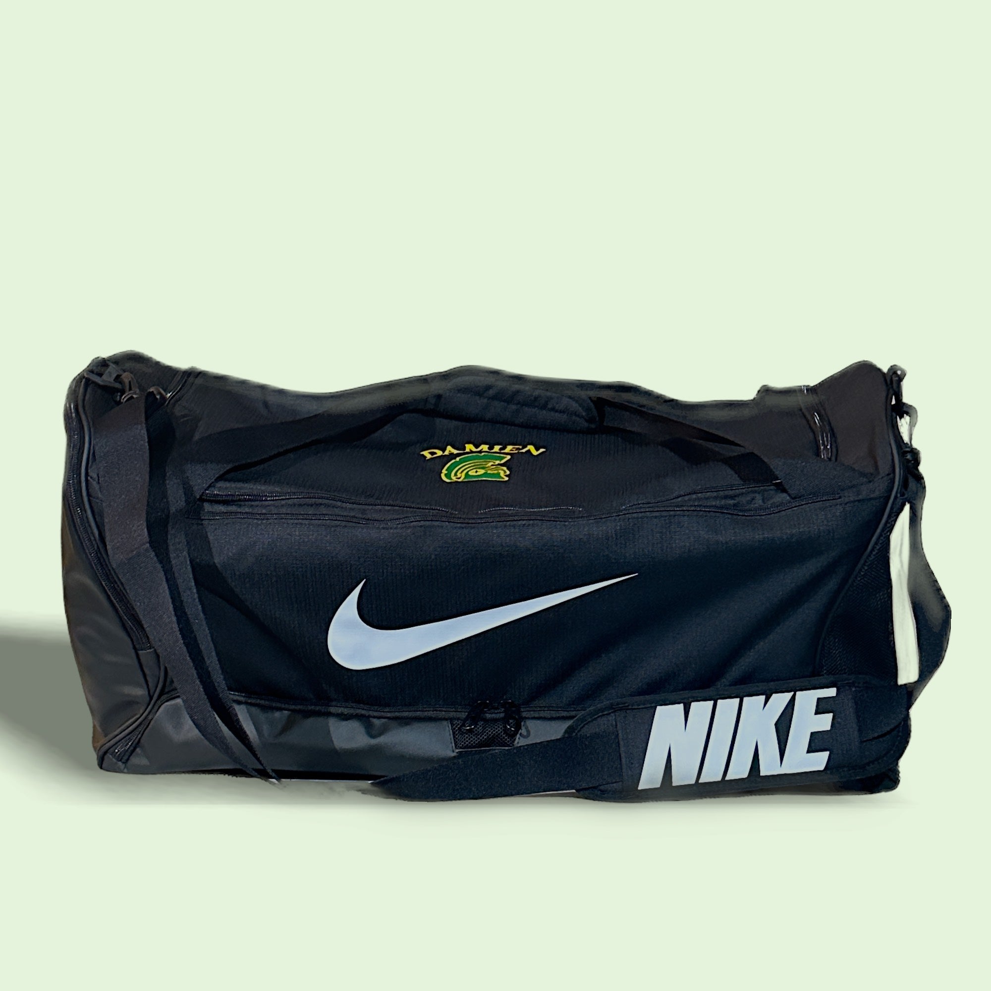 nike backpack duffel bag Unisex Brasilia 9.5 Training (Large, 95L), Black/Black/White, MISC The adjustable shoulder strap ensures a comfortable fit Nike Training Duffel Bag (24L).
